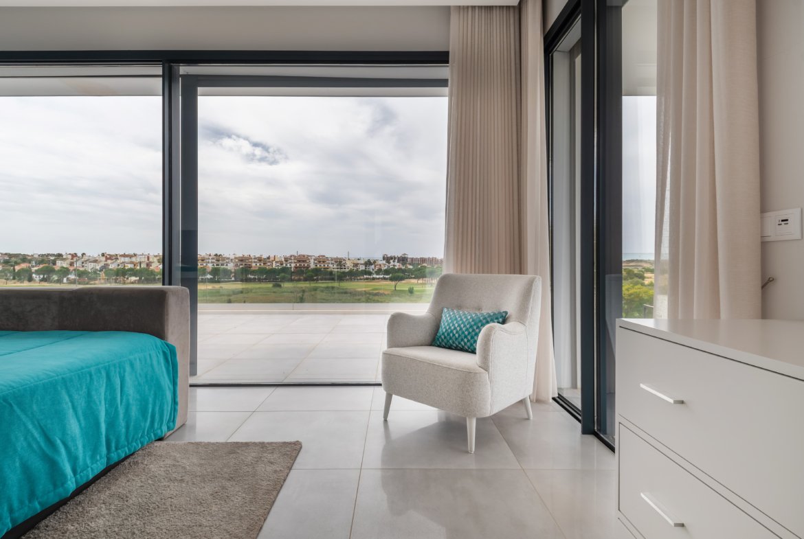 Contemporary Luxury Villa with Golf Course Views and Exceptional Design