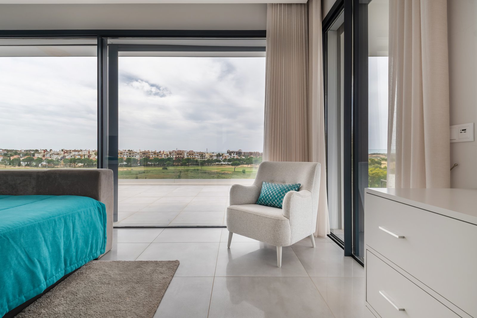 Contemporary Luxury Villa with Golf Course Views and Exceptional Design